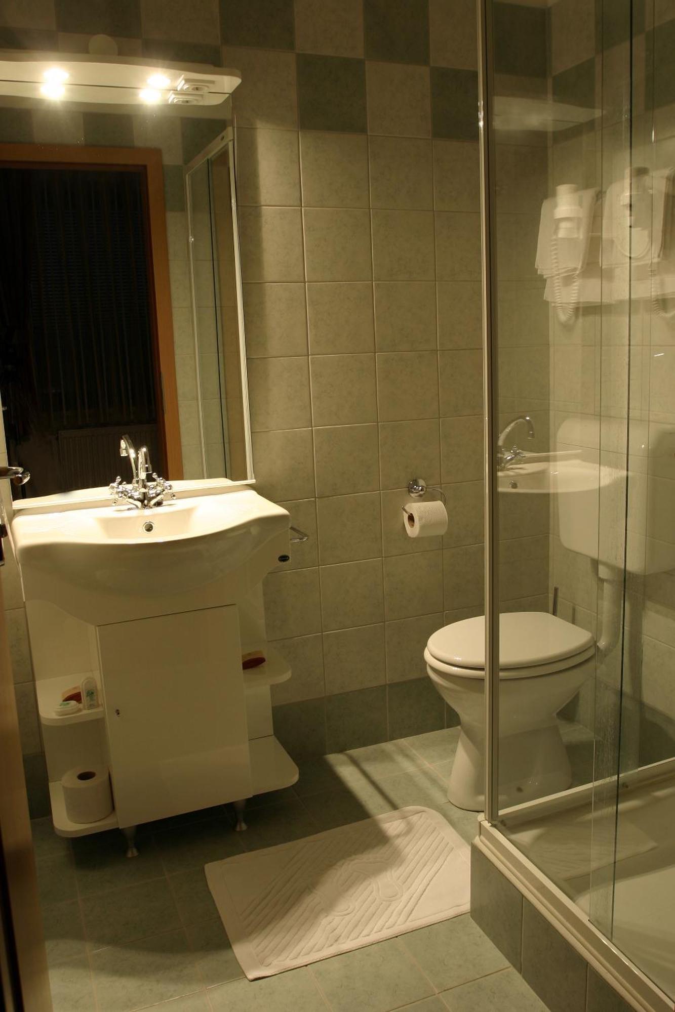 Hotel Oskar Zaplata Preddvor Chambre photo